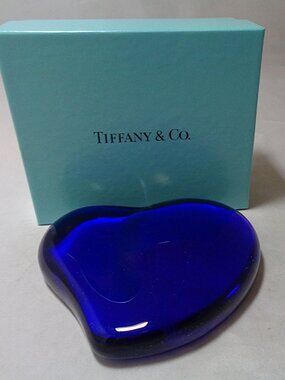 Elsa Paretti for Tiffany & Co. Cobalt Blue Heart Shaped Paperweight w/ Box